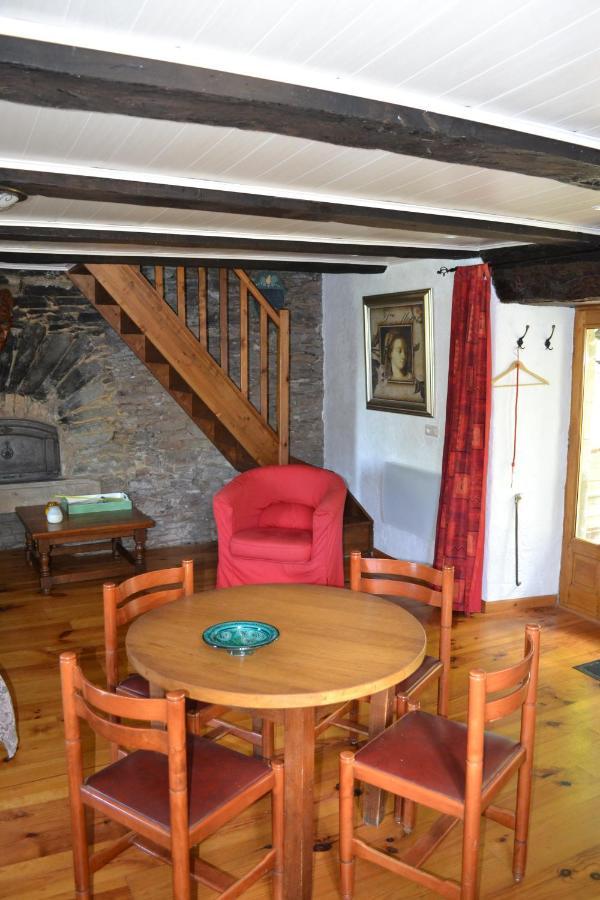 Hotel Domaine La Libaudie à La Bastide-Solages Extérieur photo