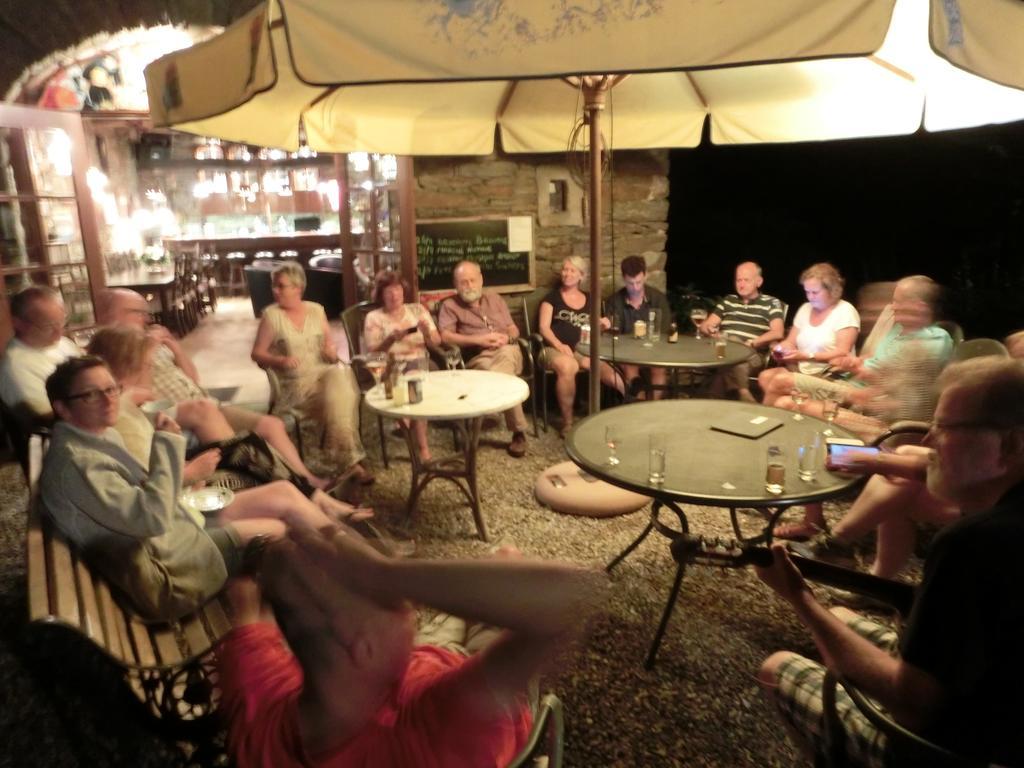 Hotel Domaine La Libaudie à La Bastide-Solages Extérieur photo